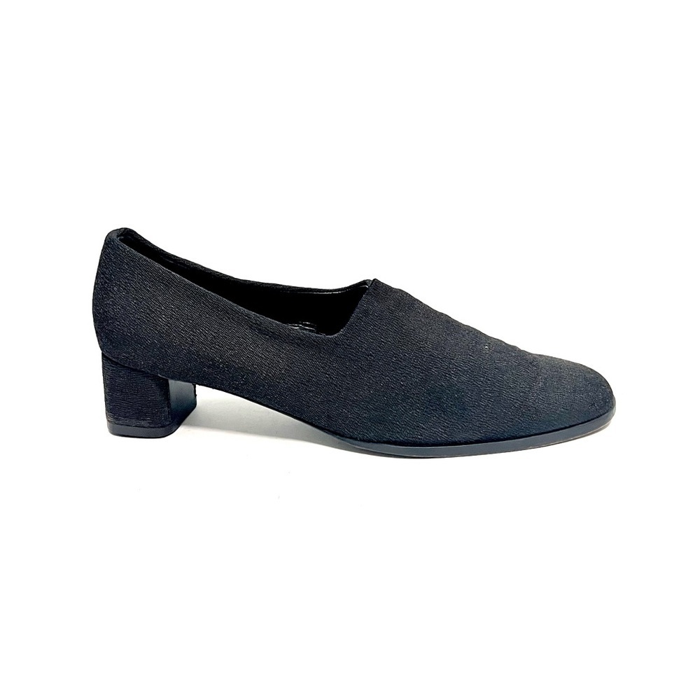 ROBERT CLERGERIE | Vintage 1990s black fabric high vamp conservative heels